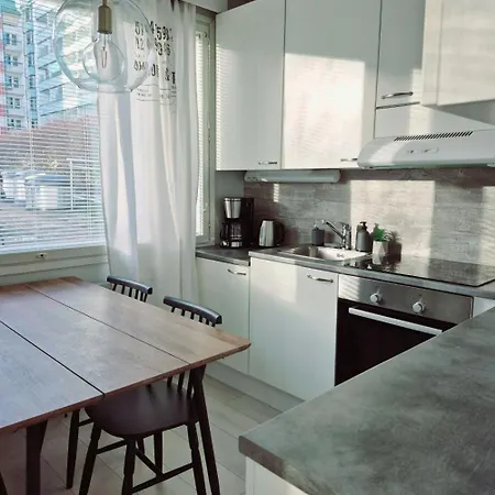 アパート In The Heart Of - Free Parking - Free Wifi